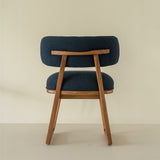 Uma Chair