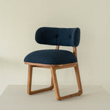 Uma Chair